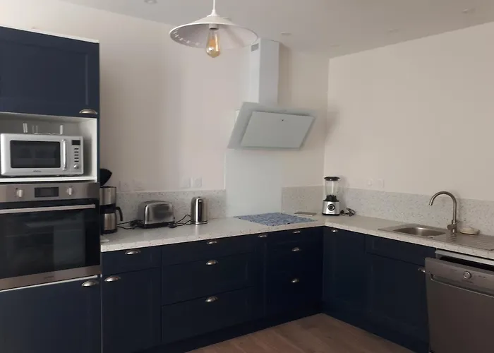 Дом отдыха Le Les Clematites Pont-l'Abbe-d'Arnoult